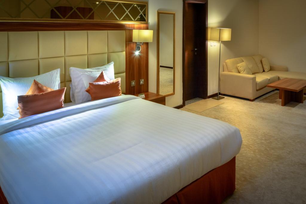Premier Suite